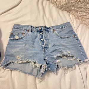 Levi’s 501 original denim cutoff short-Luxor light